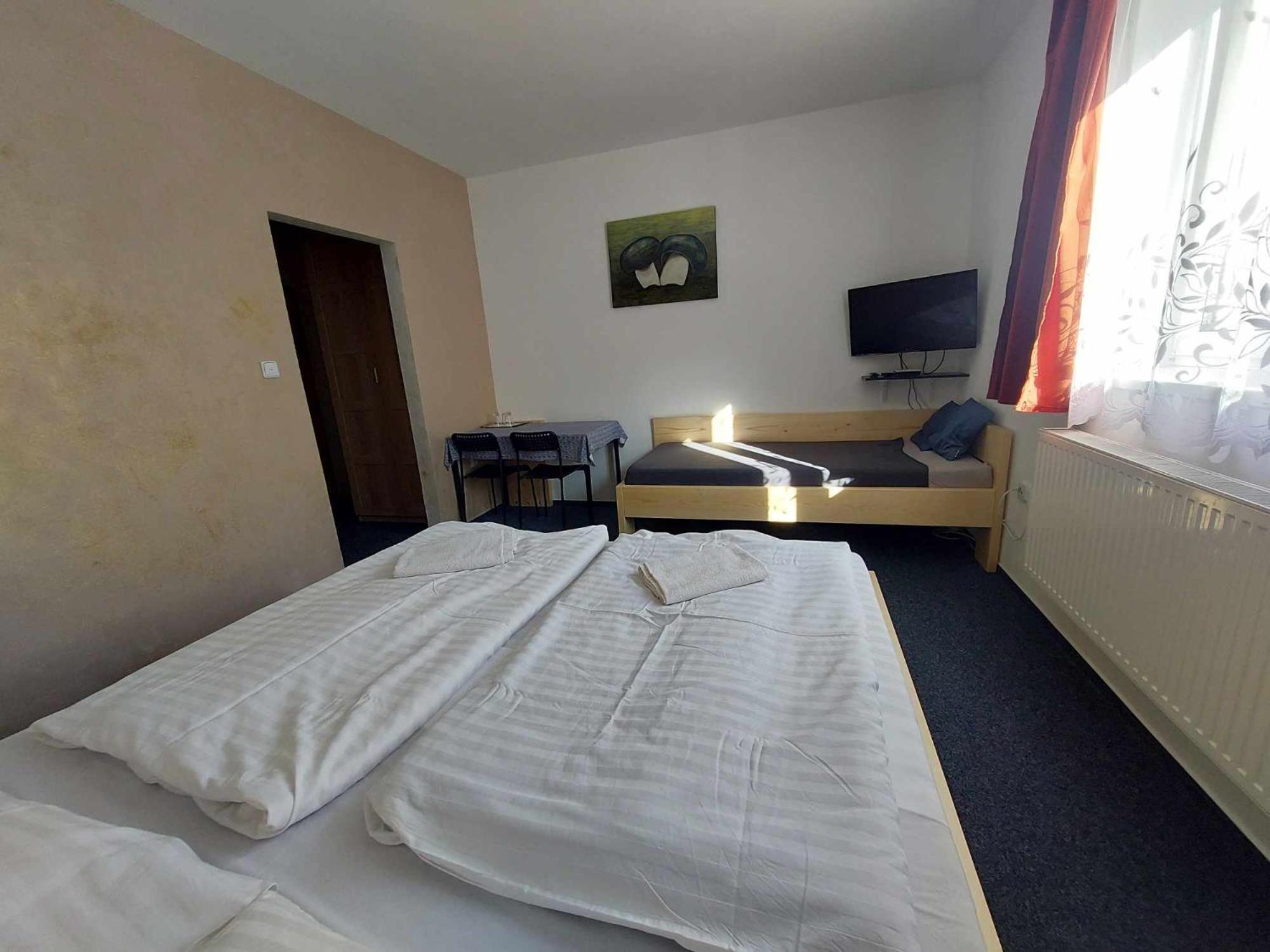 Hotel U Veselé lišky Hutisko Exterior foto