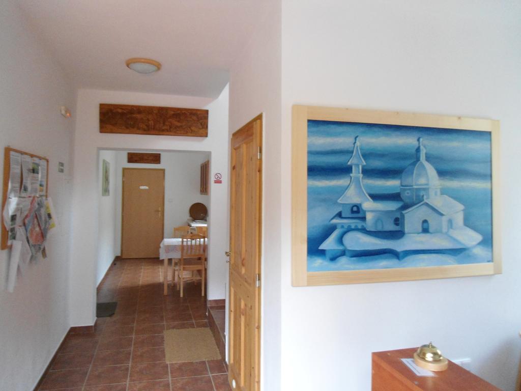 Hotel U Veselé lišky Hutisko Exterior foto